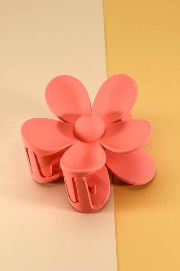 Oversized Flower Claw Clip
