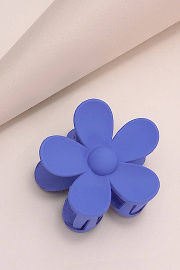 Oversized Flower Claw Clip