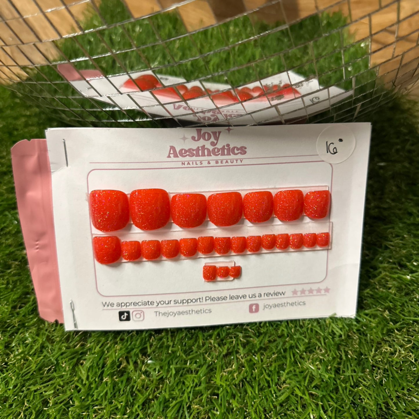 Coral Sparkle Toe Nails