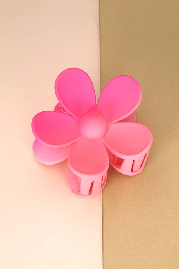 Oversized Flower Claw Clip
