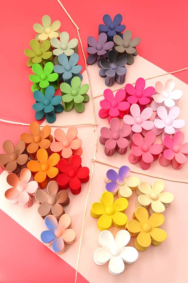 Oversized Flower Claw Clip