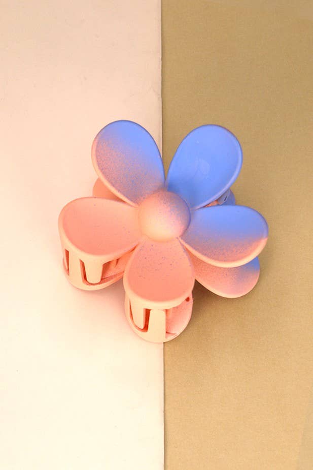 Oversized Flower Claw Clip