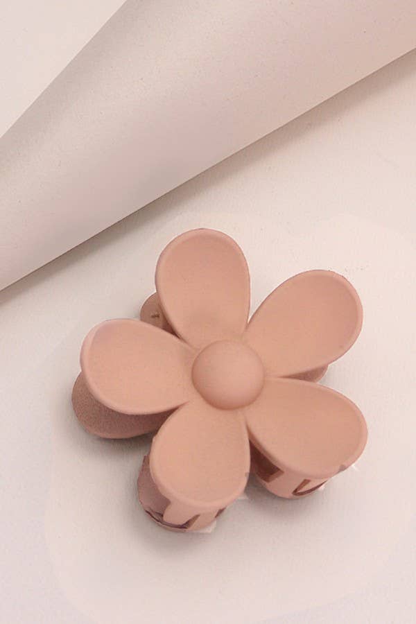 Oversized Flower Claw Clip