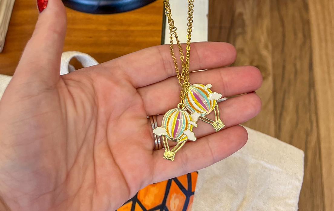 Air Balloon Necklace