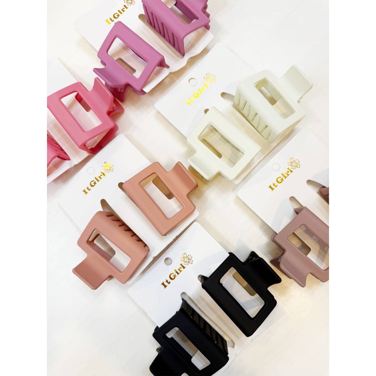 Medium Matte Claw Clip