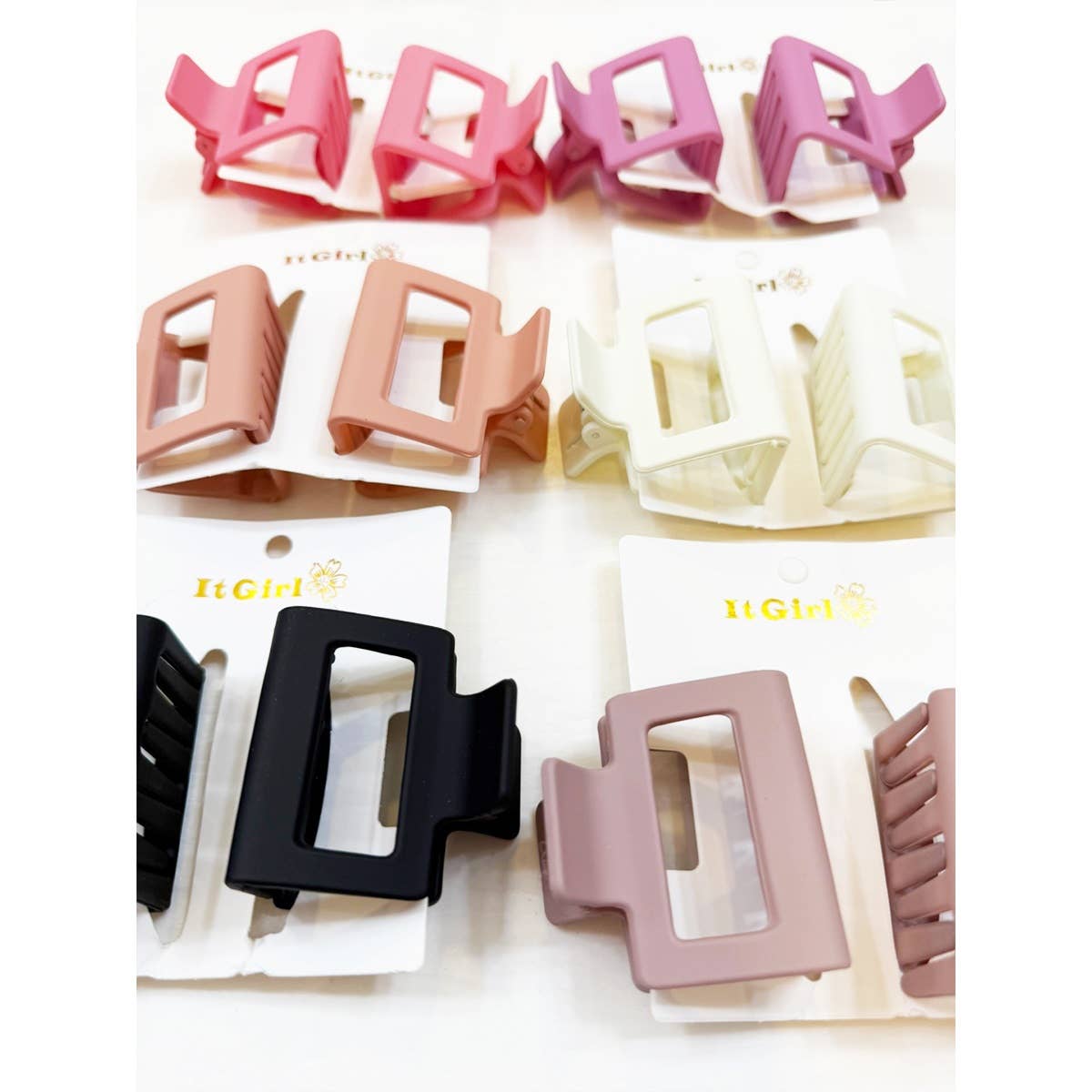 Medium Matte Claw Clip