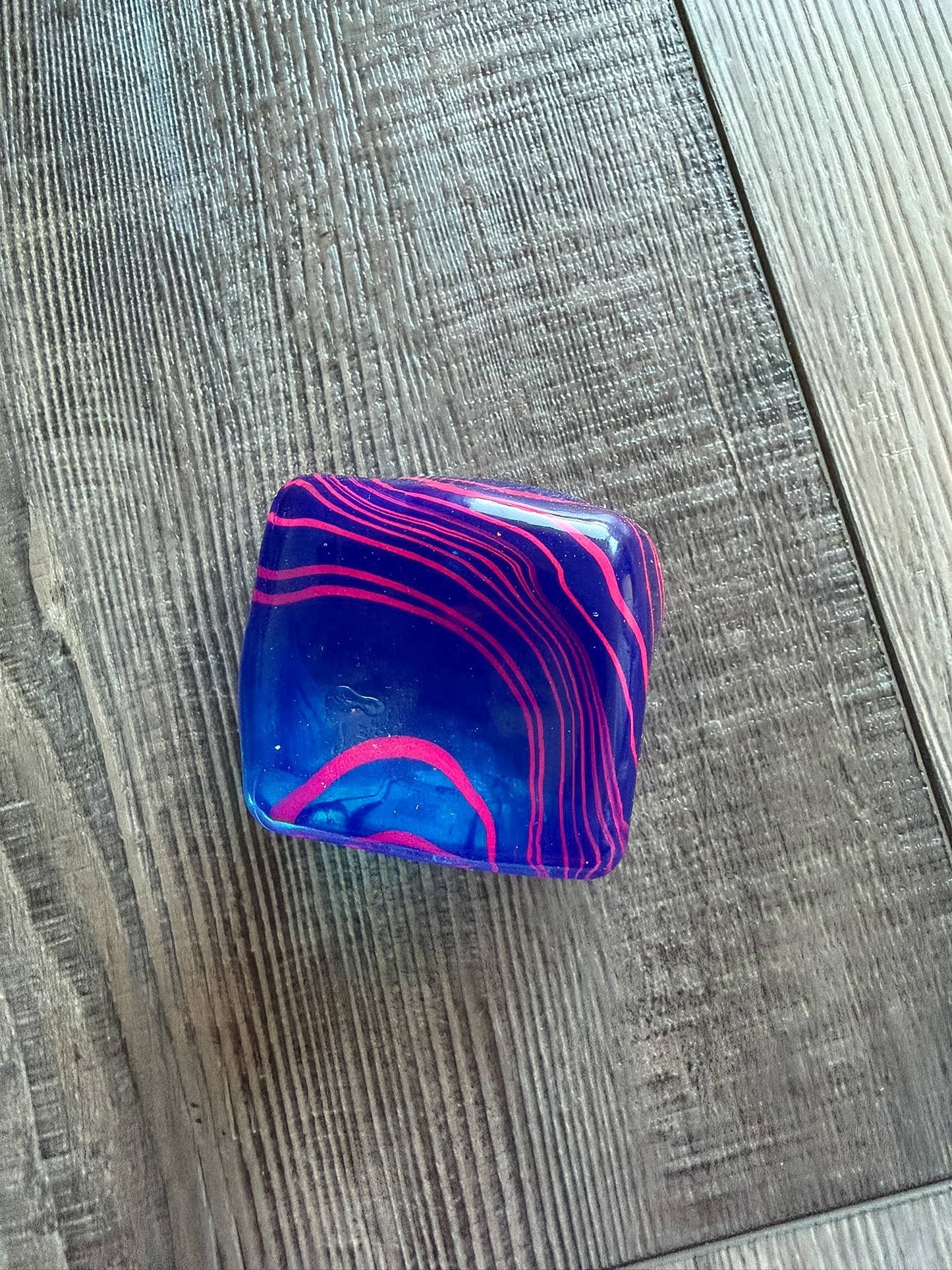 Swirl Stress Cube