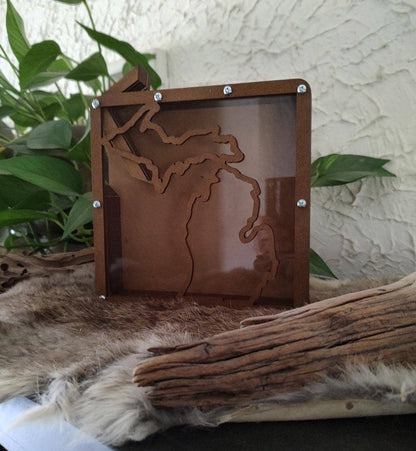 Michigan shaped Rock Holder box