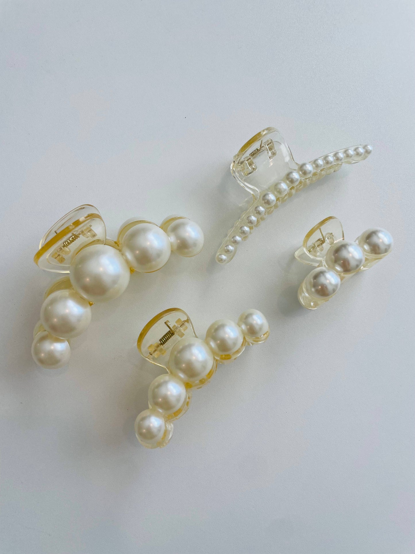 Pearl Claw Clips